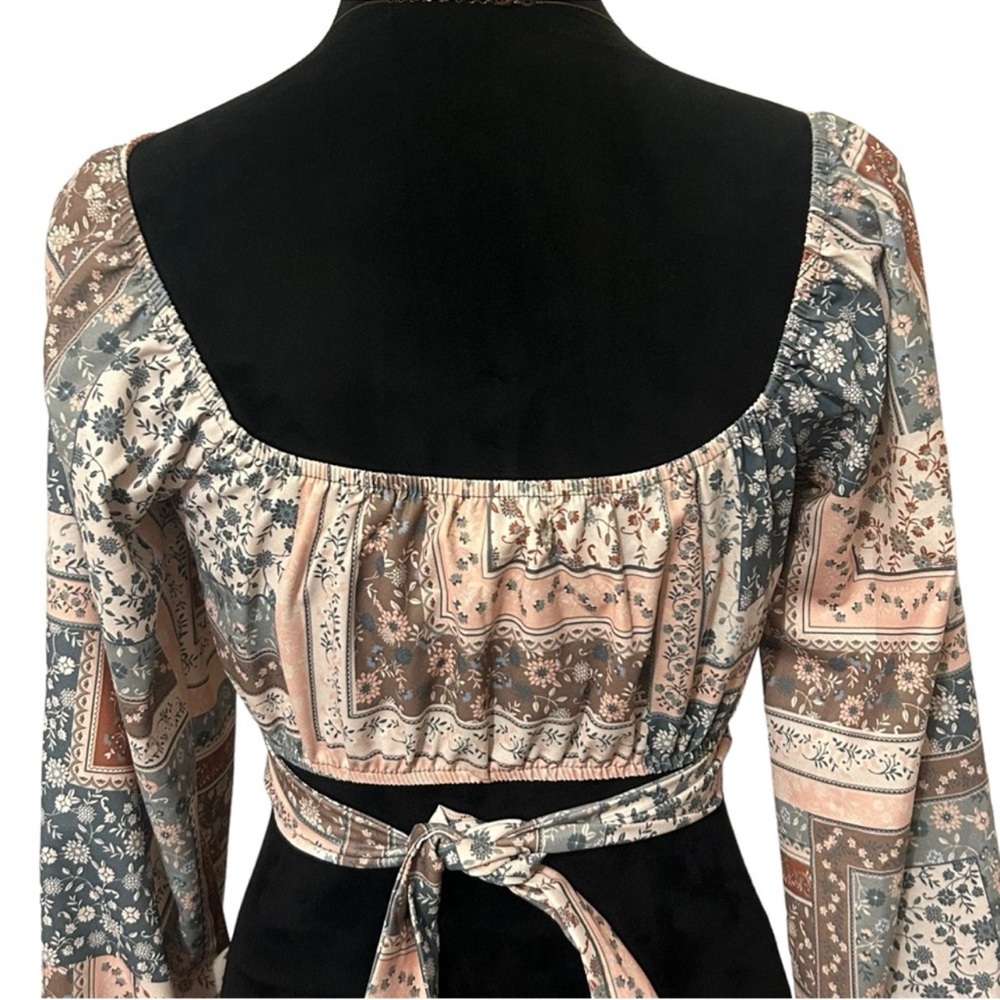 ALTAR'D STATE NWT Boho Patchwork Balloon Sleeve T… - image 9